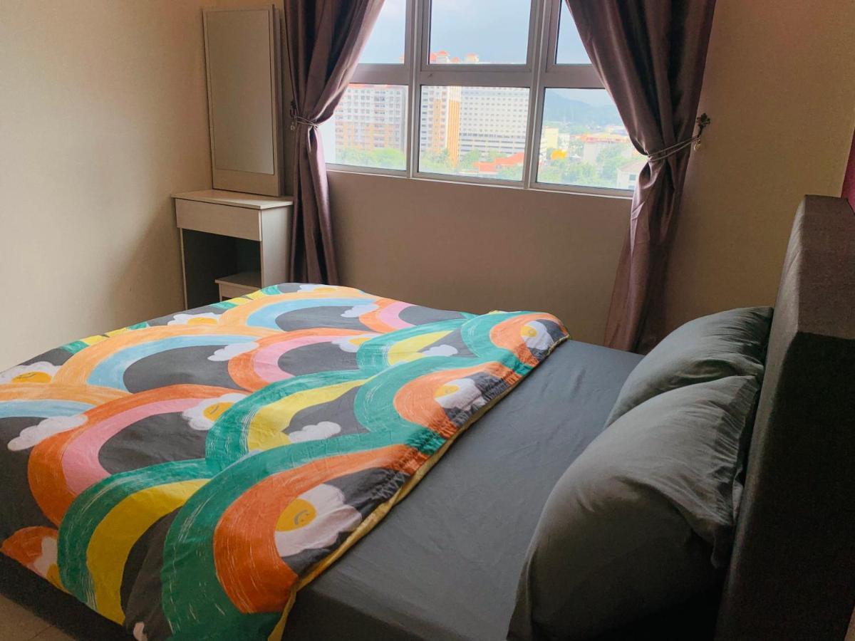 Apartment Akiko Ladang Tanjung With Swimming Pool